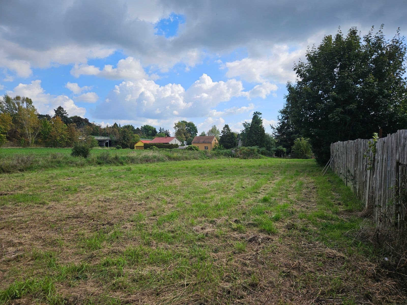 plot for sale, 1,141 m², Mělník, Středočeský Region plot for sale, 1,141 m², Mělník, Středočeský Region