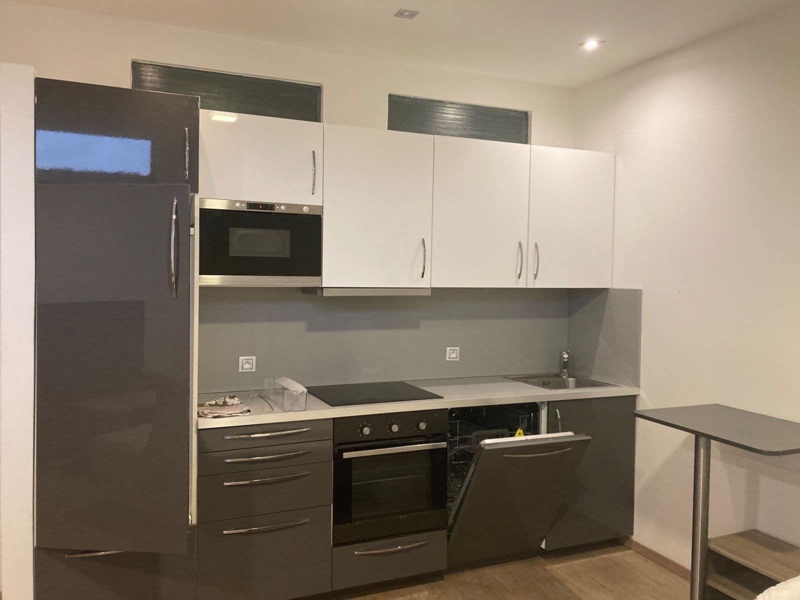 1 bedroom flat to rent, 48 m², Dostihová, Slušovice, Zlínský Region 1 bedroom flat to rent, 48 m², Dostihová, Slušovice, Zlínský Region