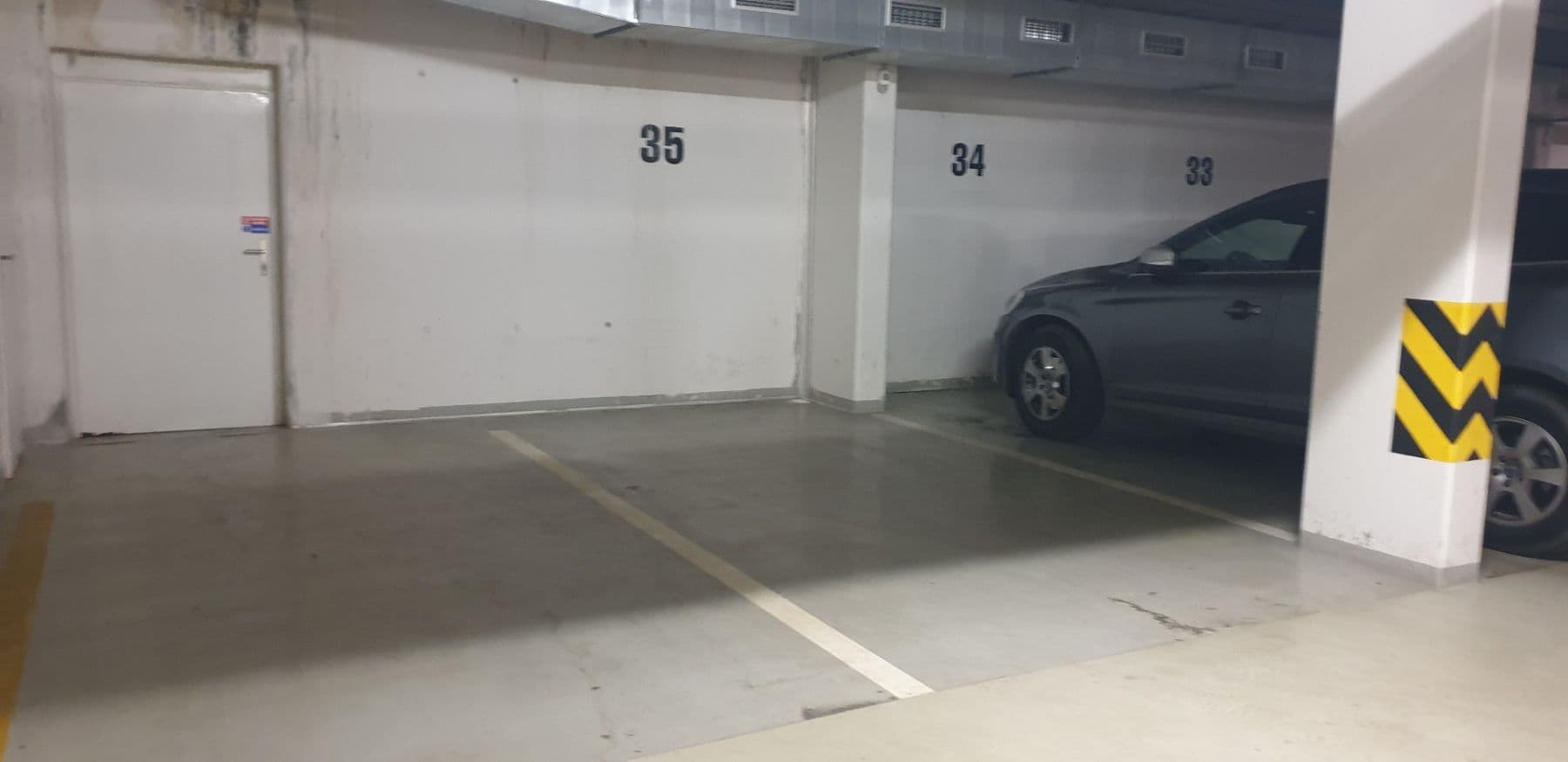 garage to rent, 20 m², Italská, Prague, Prague garage to rent, 20 m², Italská, Prague, Prague