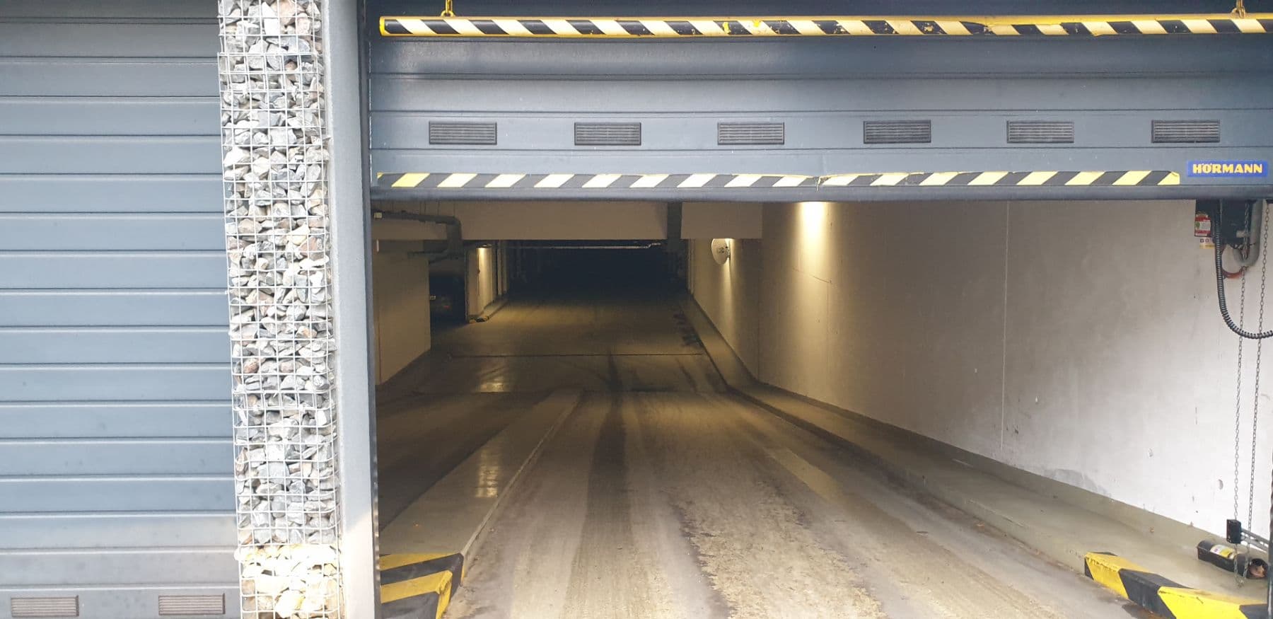 garage to rent, 20 m², Italská, Prague, Prague garage to rent, 20 m², Italská, Prague, Prague