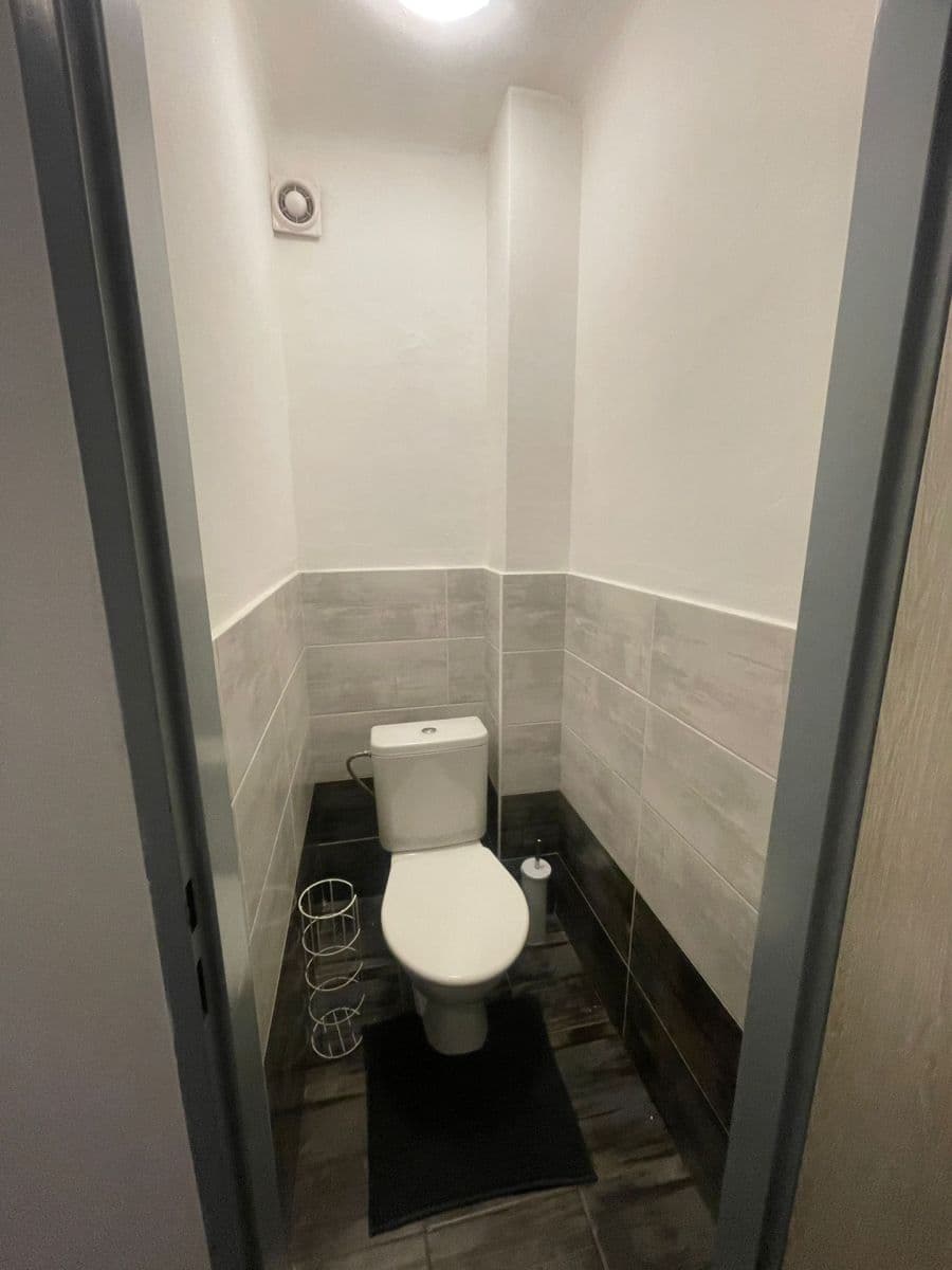 1 bedroom flat to rent, 47 m², 28. října, Ostrava, Moravskoslezský Region 1 bedroom flat to rent, 47 m², 28. října, Ostrava, Moravskoslezský Region