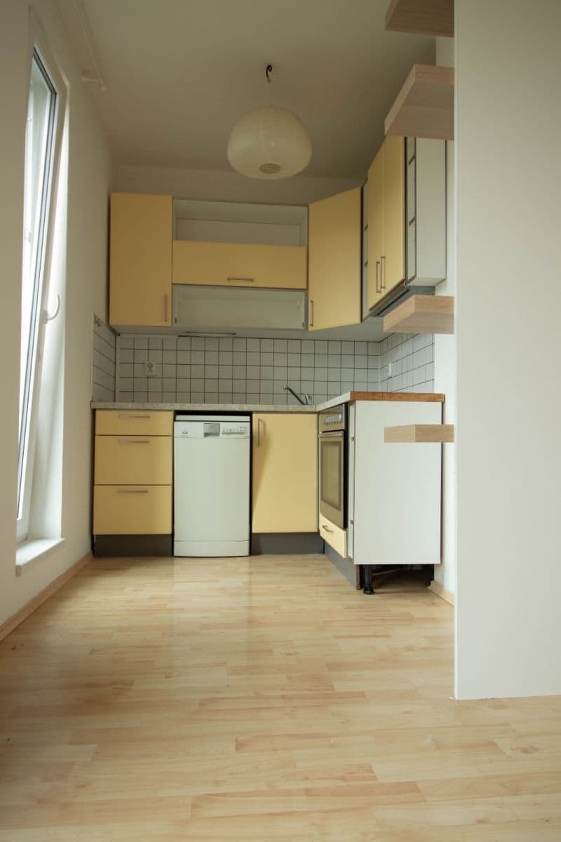 Studio flat to rent, 49 m², U Zátiší, Prague, Prague Studio flat to rent, 49 m², U Zátiší, Prague, Prague