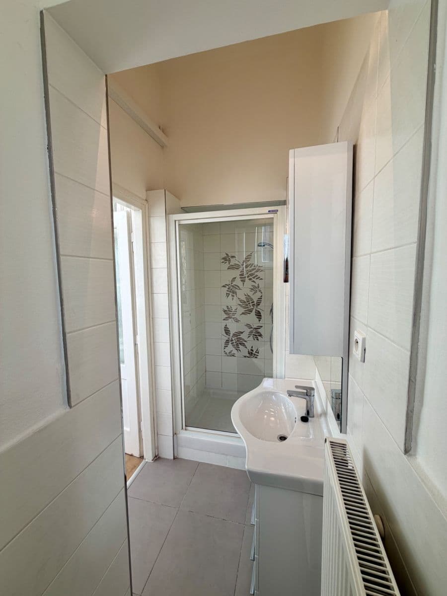 3 bedroom flat to rent, 80 m², Dukelských hrdinů, Prague, Prague 3 bedroom flat to rent, 80 m², Dukelských hrdinů, Prague, Prague