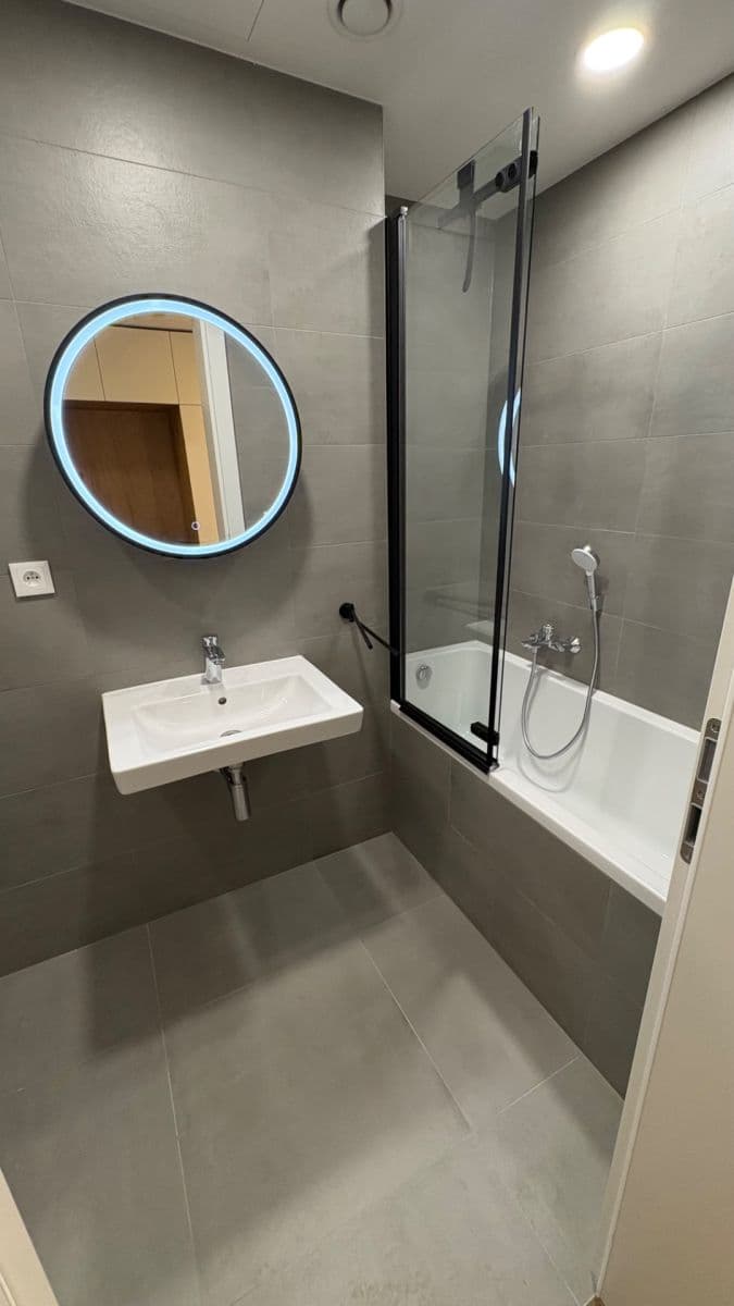 1 bedroom with open-plan kitchen flat to rent, 55 m², Bystrcká, Brno, Jihomoravský Region 1 bedroom with open-plan kitchen flat to rent, 55 m², Bystrcká, Brno, Jihomoravský Region