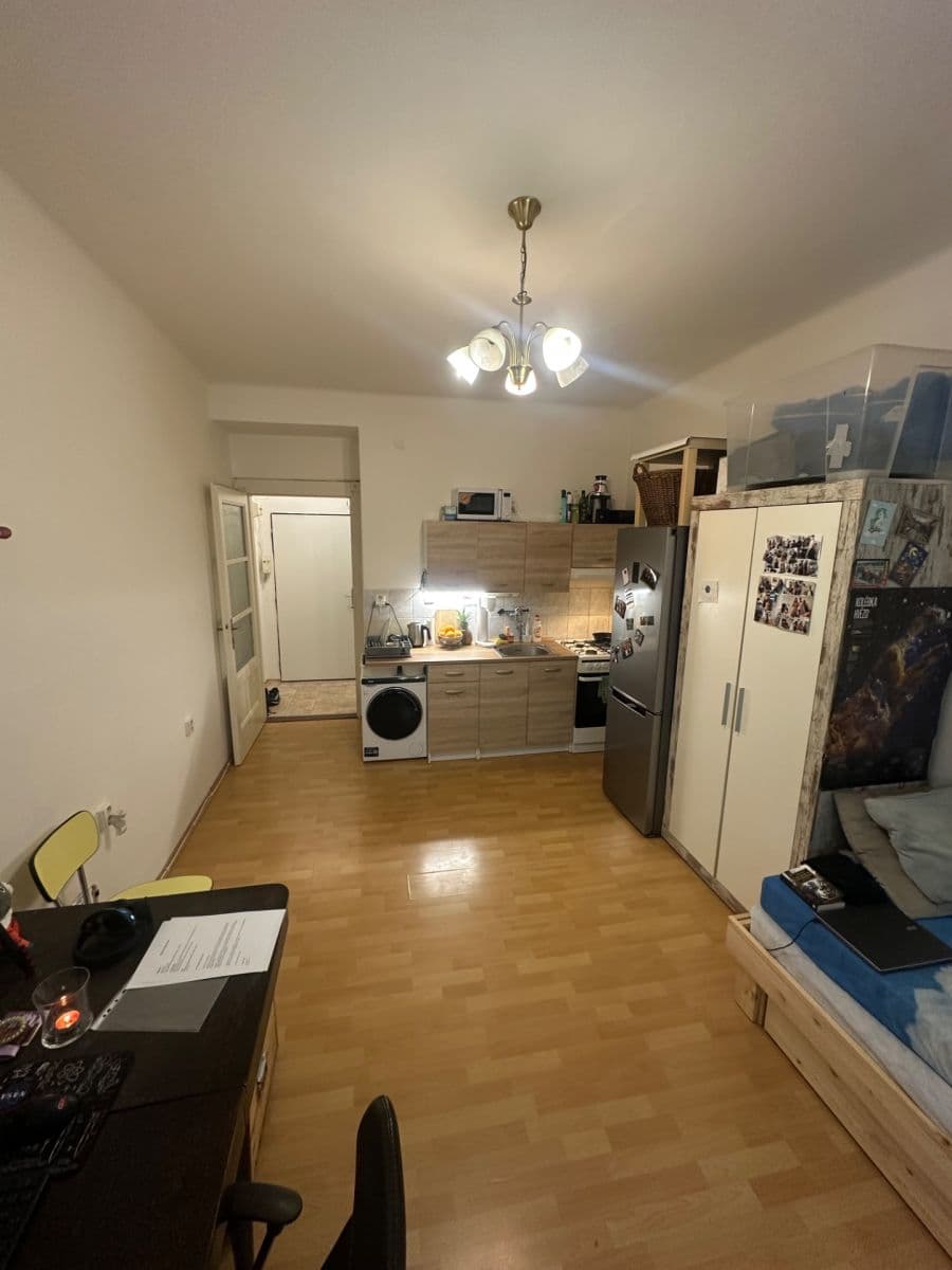 Studio flat to rent, 30 m², Drahobejlova, Prague, Prague Studio flat to rent, 30 m², Drahobejlova, Prague, Prague