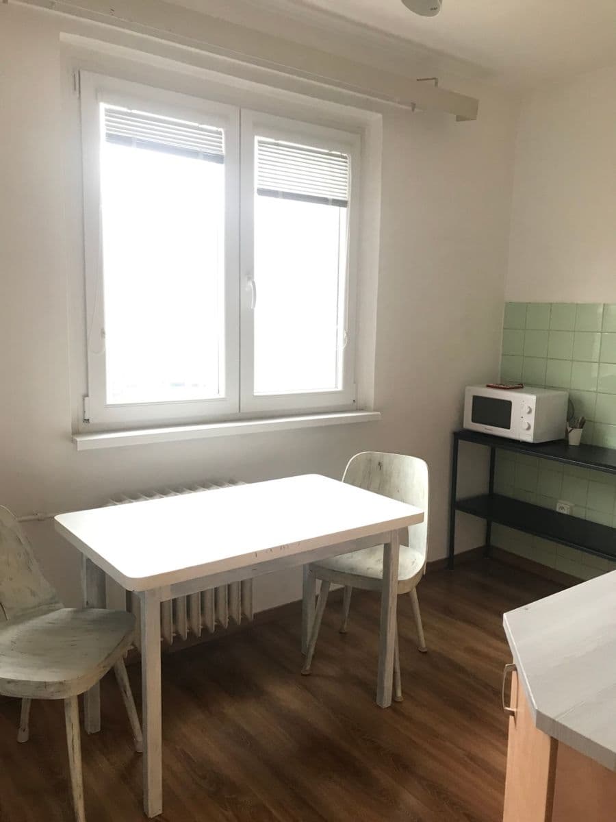 2 bedroom flat to rent, 55 m², Dřevnická, Zlín, Zlínský Region 2 bedroom flat to rent, 55 m², Dřevnická, Zlín, Zlínský Region