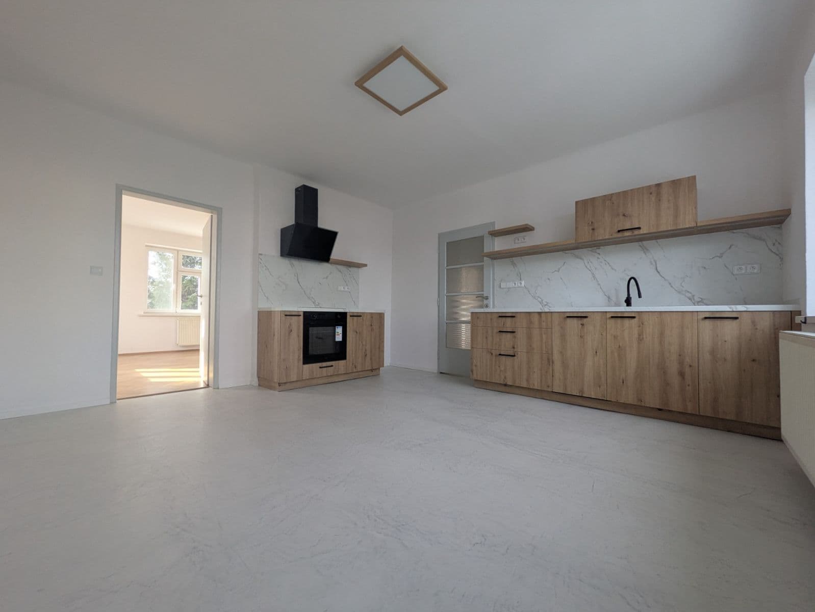 2 bedroom flat to rent, 90 m², Dr. Filipa, Poděbrady, Středočeský Region 2 bedroom flat to rent, 90 m², Dr. Filipa, Poděbrady, Středočeský Region