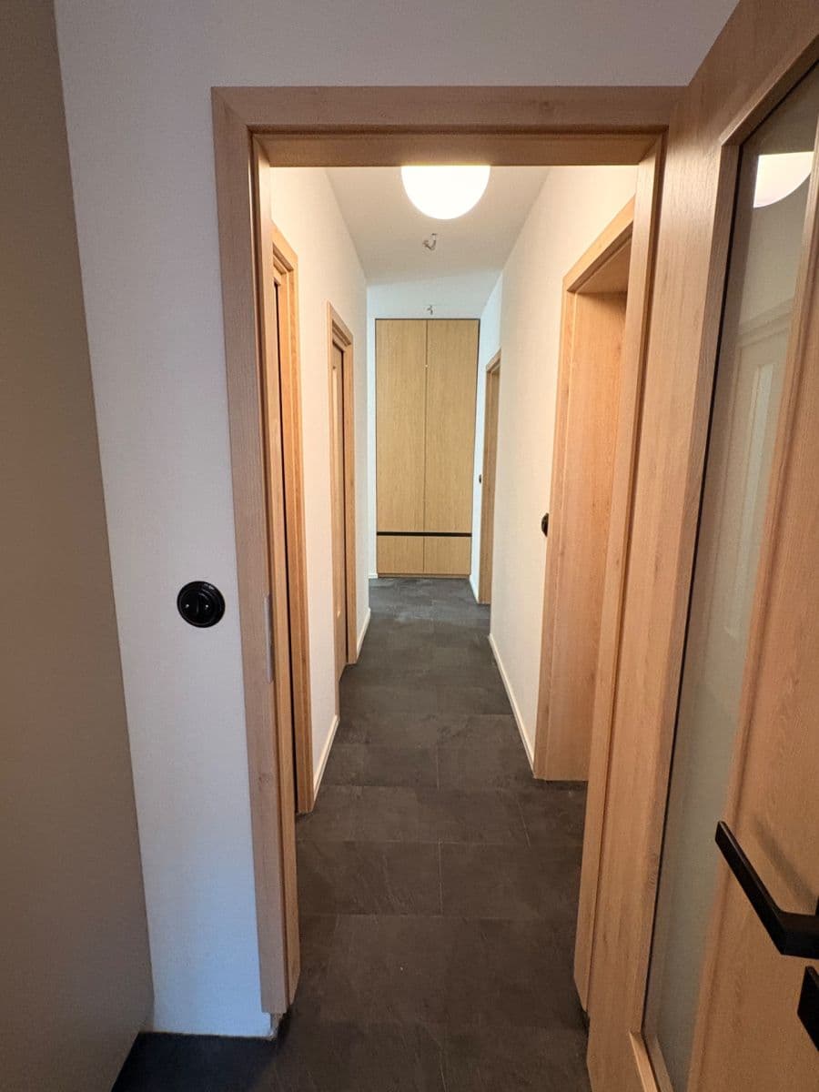 2 bedroom flat to rent, 55 m², Kremličkova, Prague, Prague 2 bedroom flat to rent, 55 m², Kremličkova, Prague, Prague