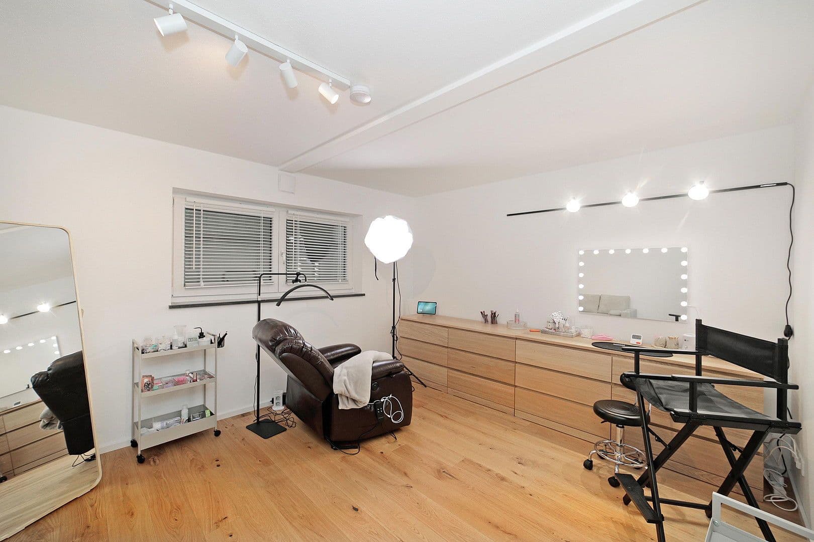 house to rent, 145 m², Von-Kahr-Straße 27e, München, Bavaria house to rent, 145 m², Von-Kahr-Straße 27e, München, Bavaria