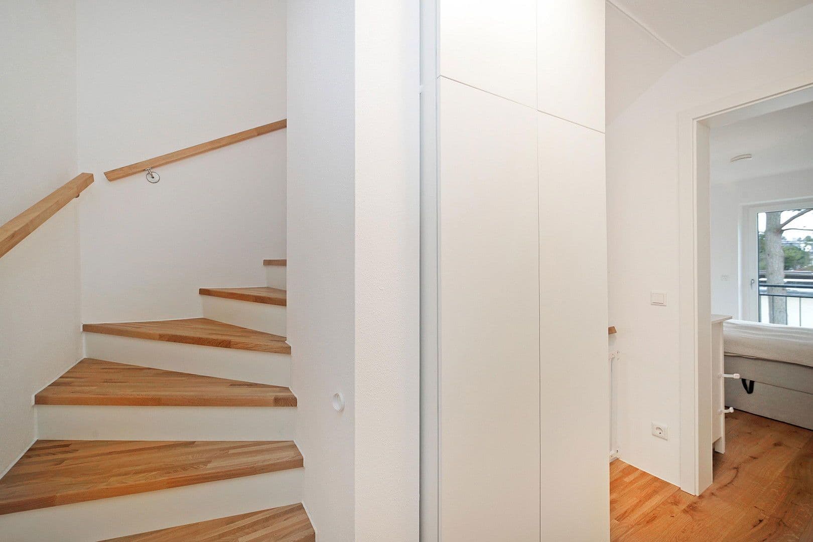 house to rent, 145 m², Von-Kahr-Straße 27e, München, Bavaria house to rent, 145 m², Von-Kahr-Straße 27e, München, Bavaria