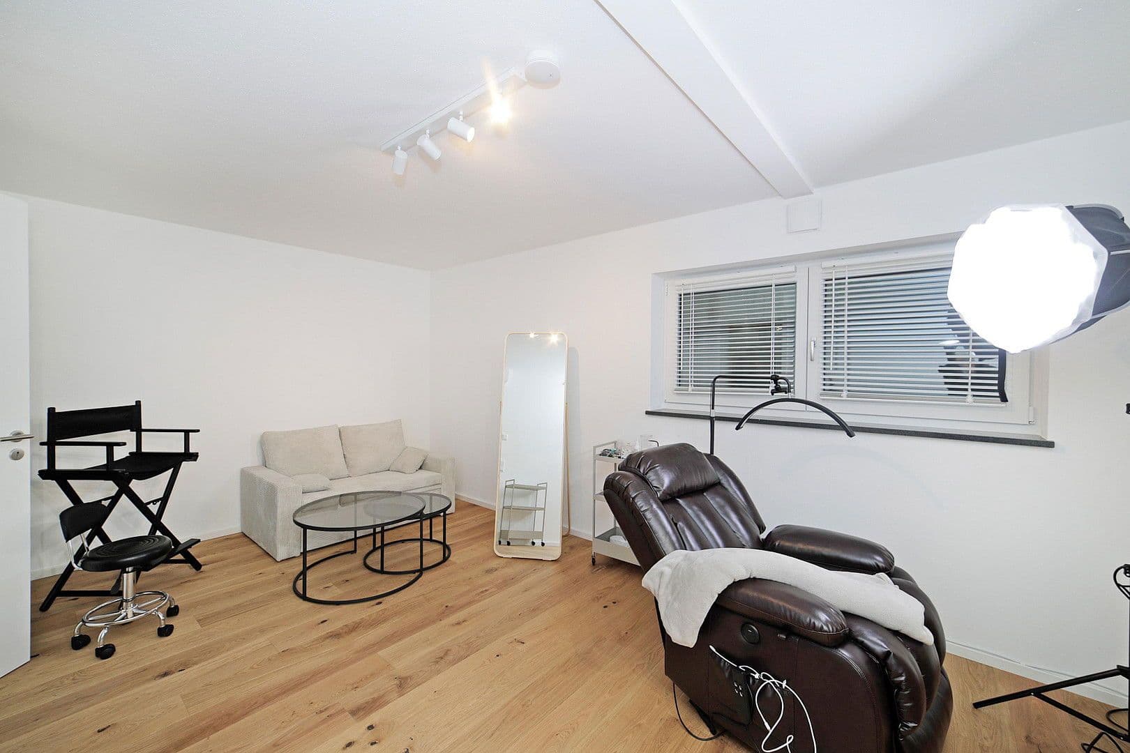 house to rent, 145 m², Von-Kahr-Straße 27e, München, Bavaria house to rent, 145 m², Von-Kahr-Straße 27e, München, Bavaria