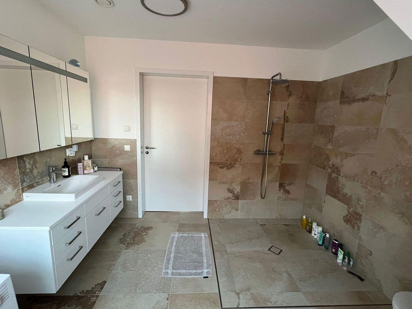 2 bedroom with open-plan kitchen flat to rent, 92 m², Herzog- Georg- Straße 16, Lauingen (Donau), Bavaria 2 bedroom with open-plan kitchen flat to rent, 92 m², Herzog- Georg- Straße 16, Lauingen (Donau), Bavaria