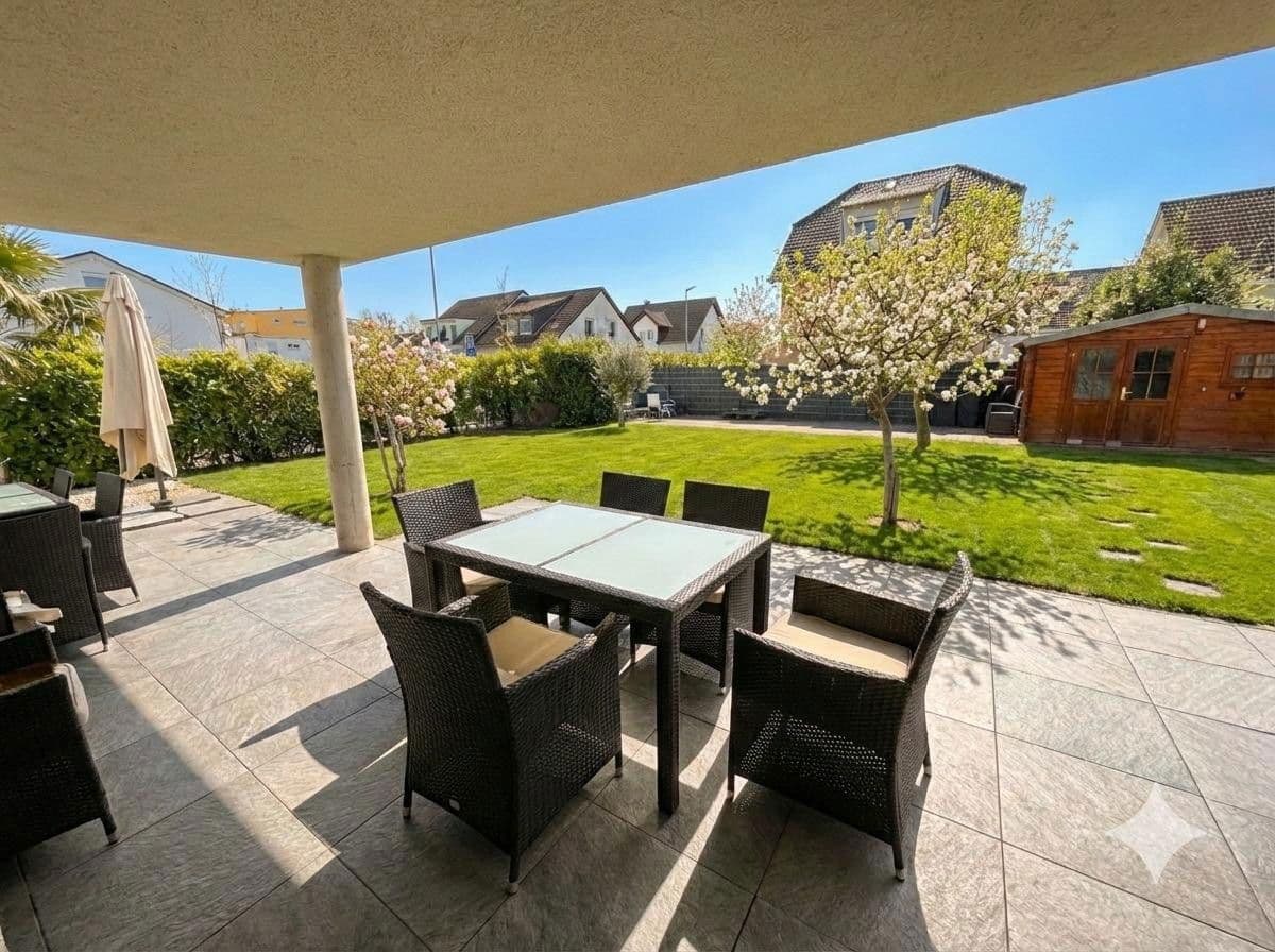 house for sale, 450 m², Rüsselsheim am Main, Hesse house for sale, 450 m², Rüsselsheim am Main, Hesse