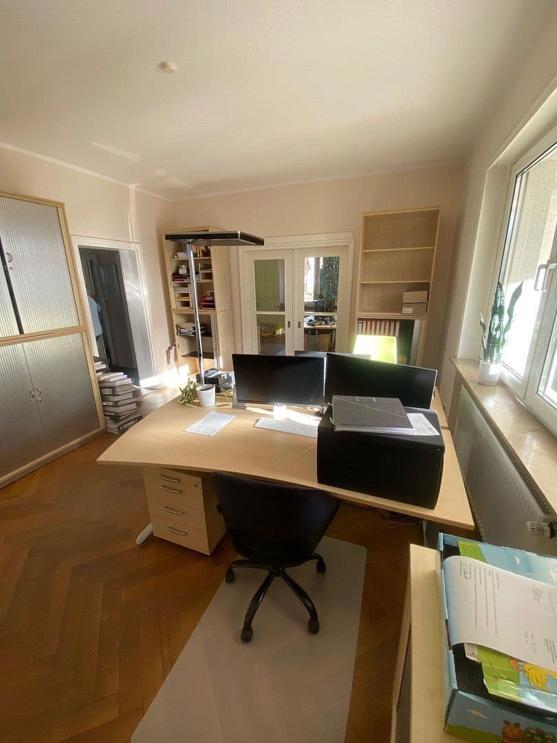 office to rent, 120 m², Fritz-Bauer-Straße, Darmstadt, Hesse office to rent, 120 m², Fritz-Bauer-Straße, Darmstadt, Hesse