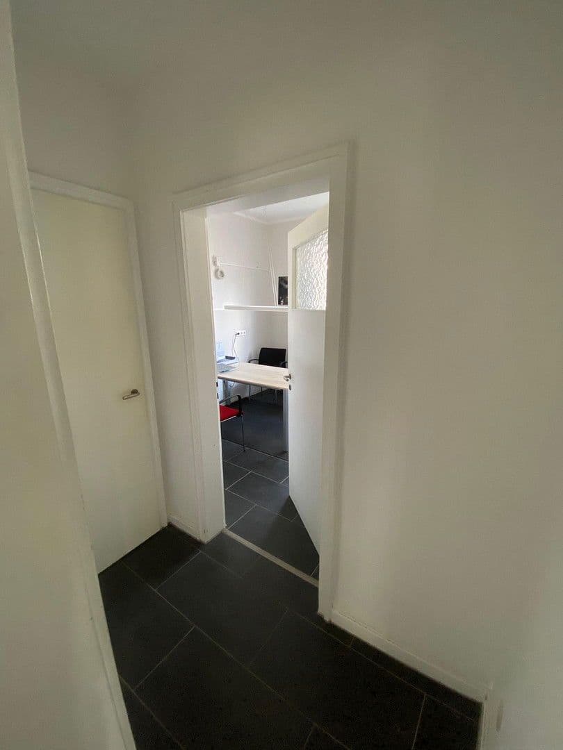 office to rent, 120 m², Fritz-Bauer-Straße, Darmstadt, Hesse office to rent, 120 m², Fritz-Bauer-Straße, Darmstadt, Hesse