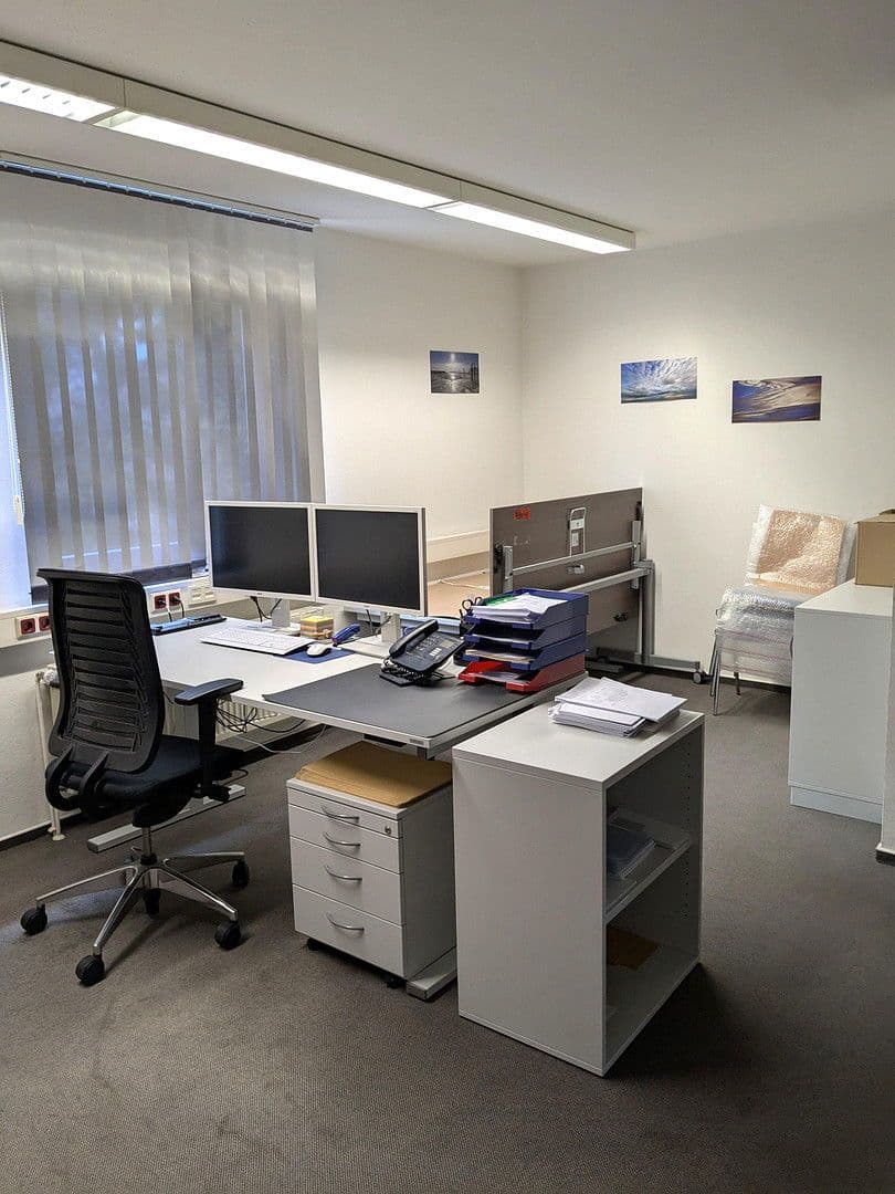 office to rent, 510 m², Adersheimer Straße 17, Wolfenbüttel, Lower Saxony office to rent, 510 m², Adersheimer Straße 17, Wolfenbüttel, Lower Saxony