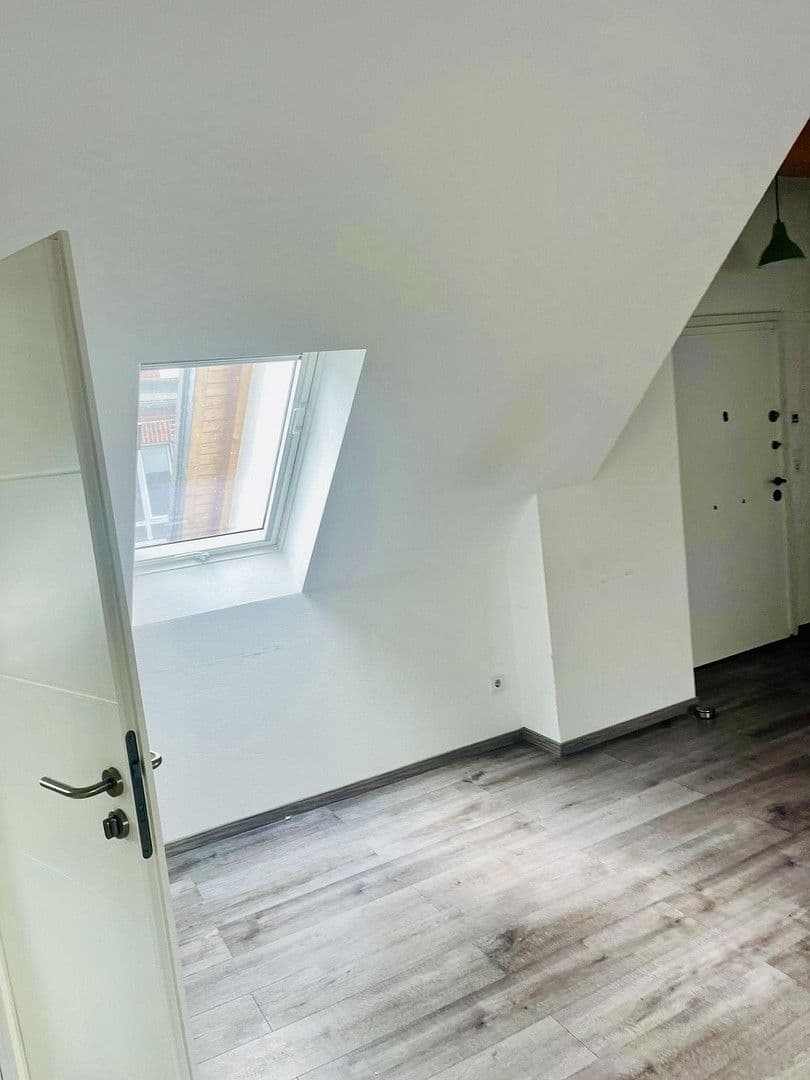 3 bedroom flat to rent, 110 m², Gwinnerstraße 35, Frankfurt am Main, Hesse 3 bedroom flat to rent, 110 m², Gwinnerstraße 35, Frankfurt am Main, Hesse