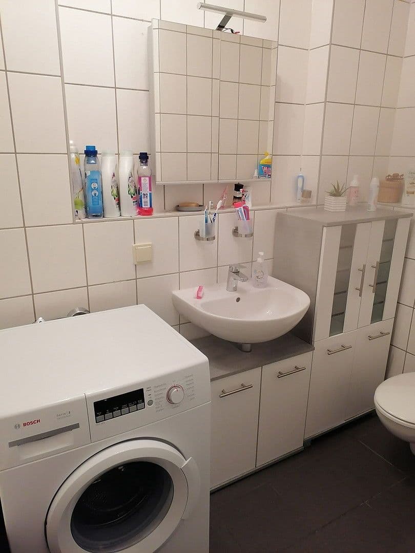 3 bedroom flat to rent, 68 m², Kaimberger Straße 12, Gera, Thuringia 3 bedroom flat to rent, 68 m², Kaimberger Straße 12, Gera, Thuringia