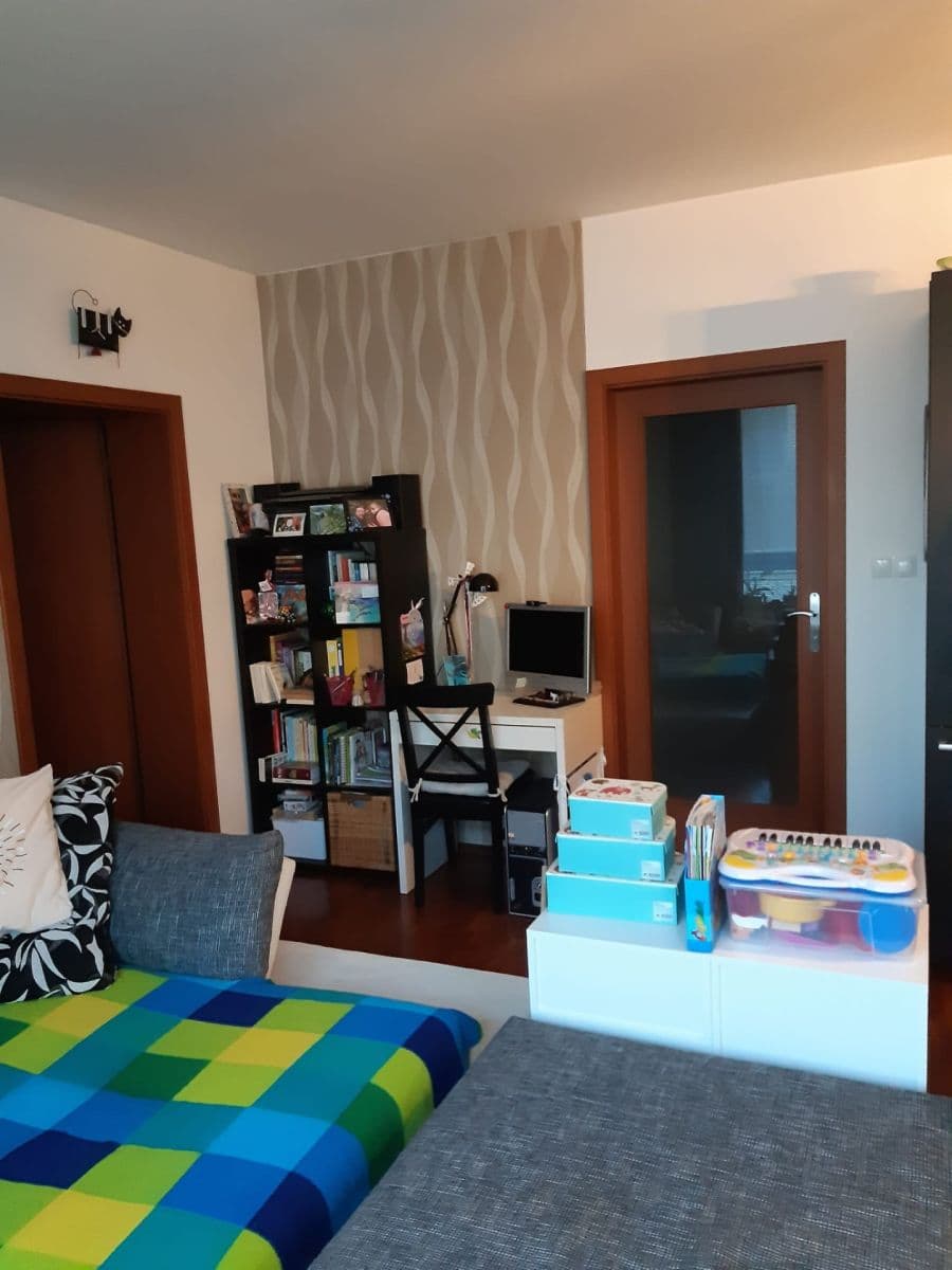 1 bedroom with open-plan kitchen flat to rent, 54 m², Laudonova, Prague, Prague 1 bedroom with open-plan kitchen flat to rent, 54 m², Laudonova, Prague, Prague