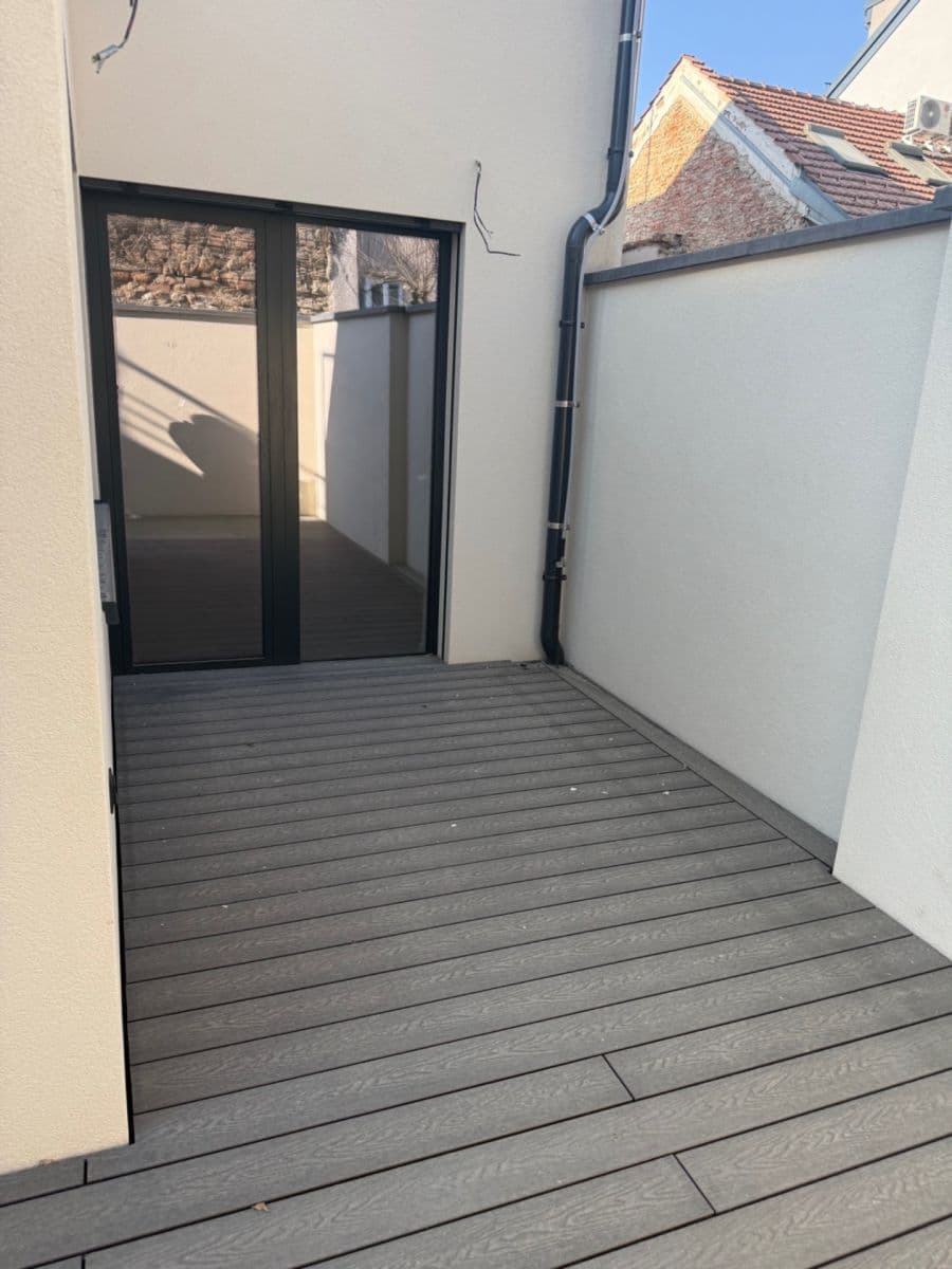 1 bedroom with open-plan kitchen flat to rent, 50 m², Blatného, Brno, Jihomoravský Region 1 bedroom with open-plan kitchen flat to rent, 50 m², Blatného, Brno, Jihomoravský Region