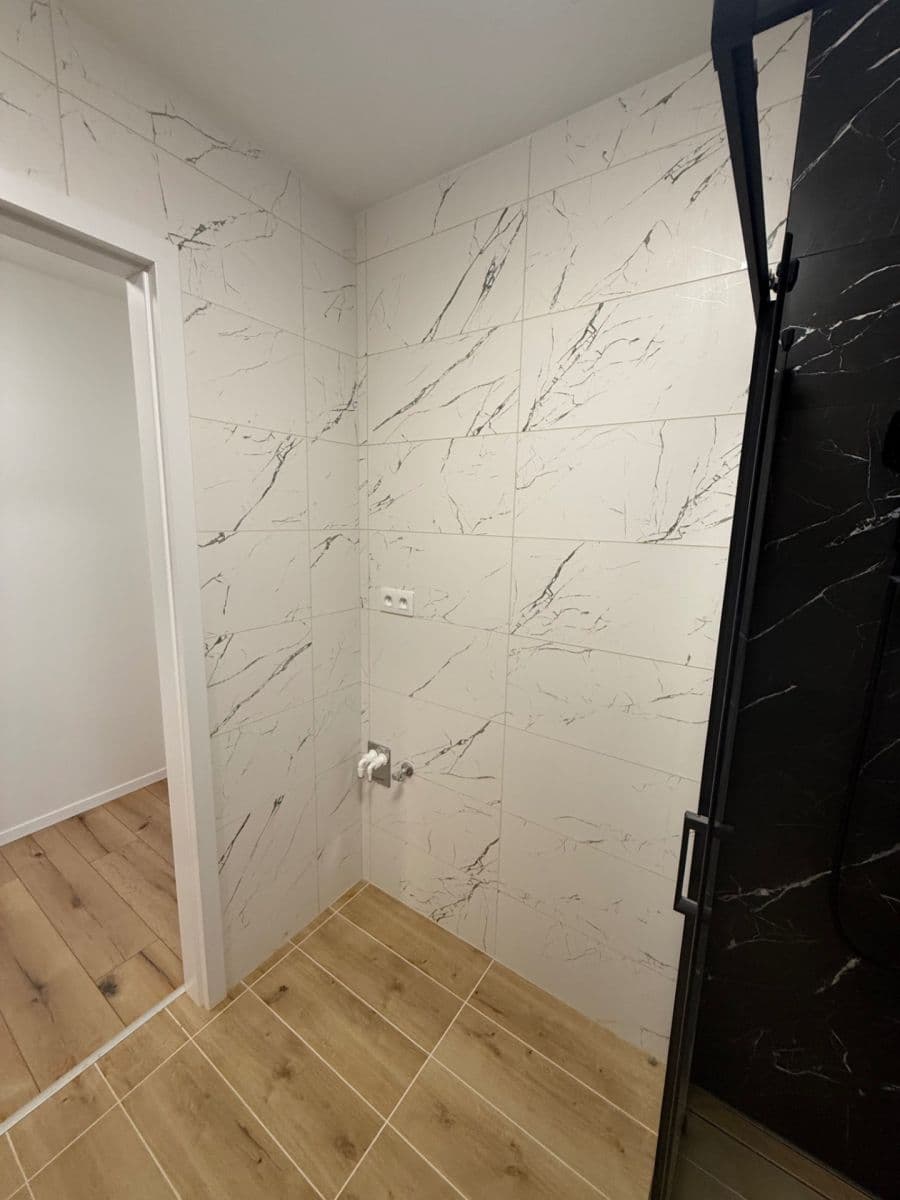 1 bedroom with open-plan kitchen flat to rent, 50 m², Blatného, Brno, Jihomoravský Region 1 bedroom with open-plan kitchen flat to rent, 50 m², Blatného, Brno, Jihomoravský Region