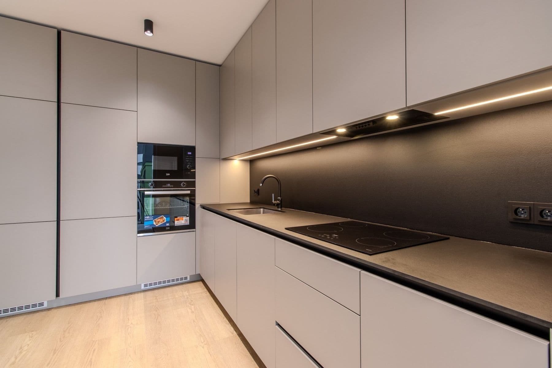 2 bedroom with open-plan kitchen flat to rent, 86 m², Hábova, Prague, Prague 2 bedroom with open-plan kitchen flat to rent, 86 m², Hábova, Prague, Prague