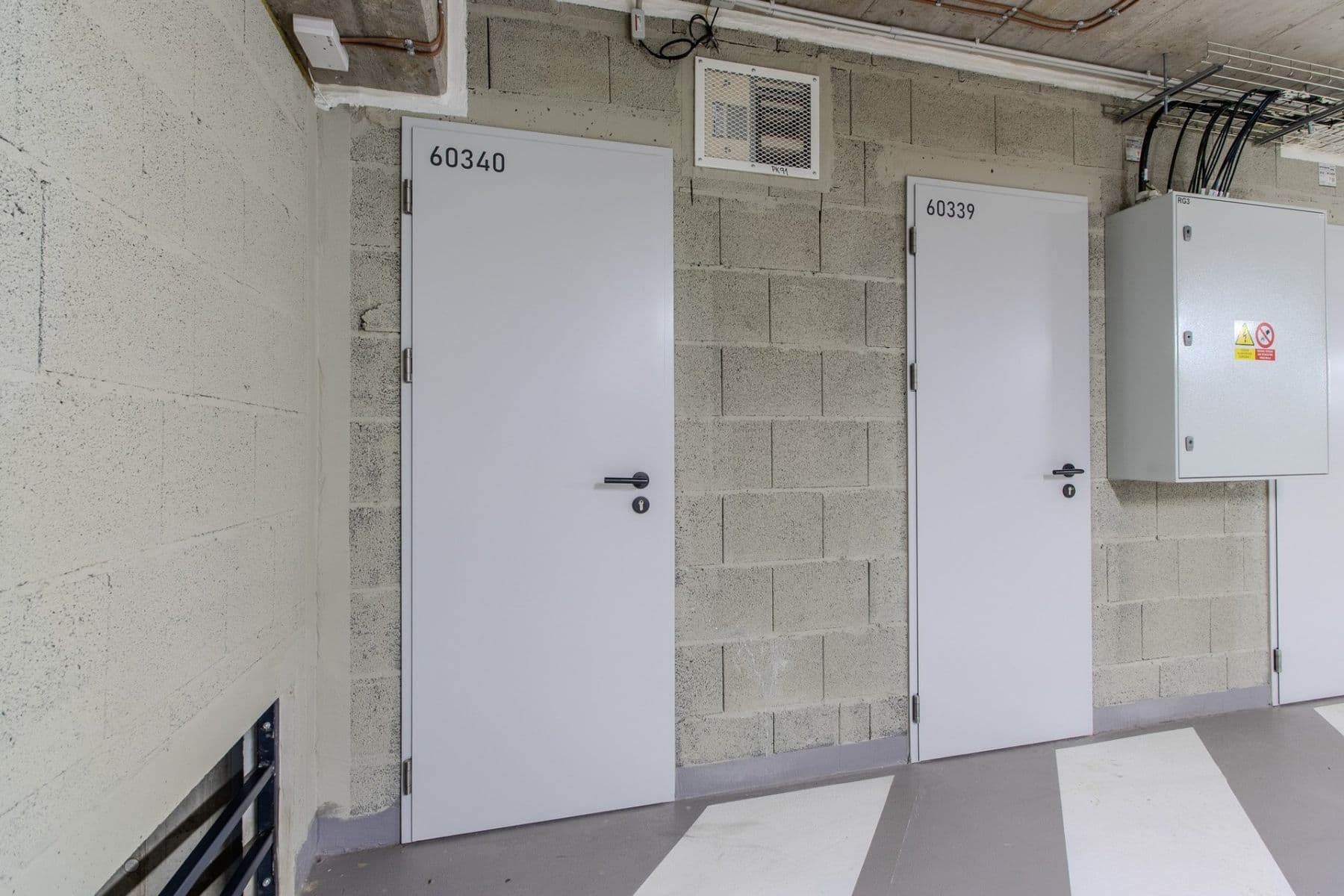 2 bedroom with open-plan kitchen flat to rent, 86 m², Hábova, Prague, Prague 2 bedroom with open-plan kitchen flat to rent, 86 m², Hábova, Prague, Prague