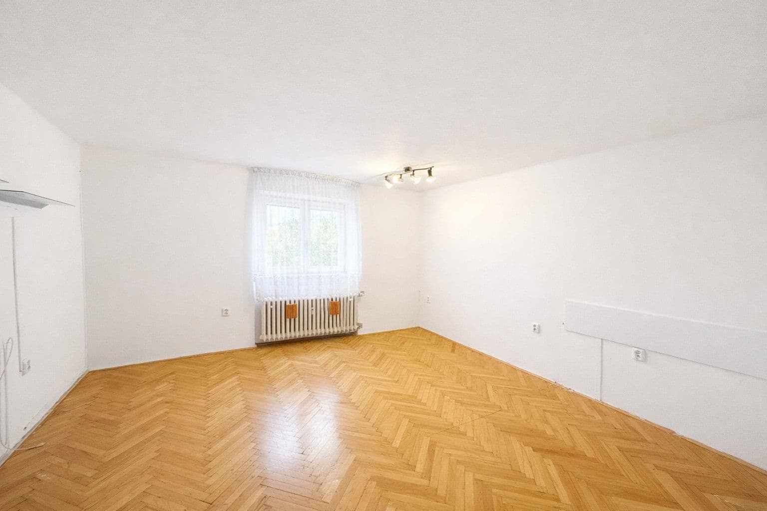 1 bedroom flat to rent, 52 m², náměstí 14. října, Prague, Prague 1 bedroom flat to rent, 52 m², náměstí 14. října, Prague, Prague