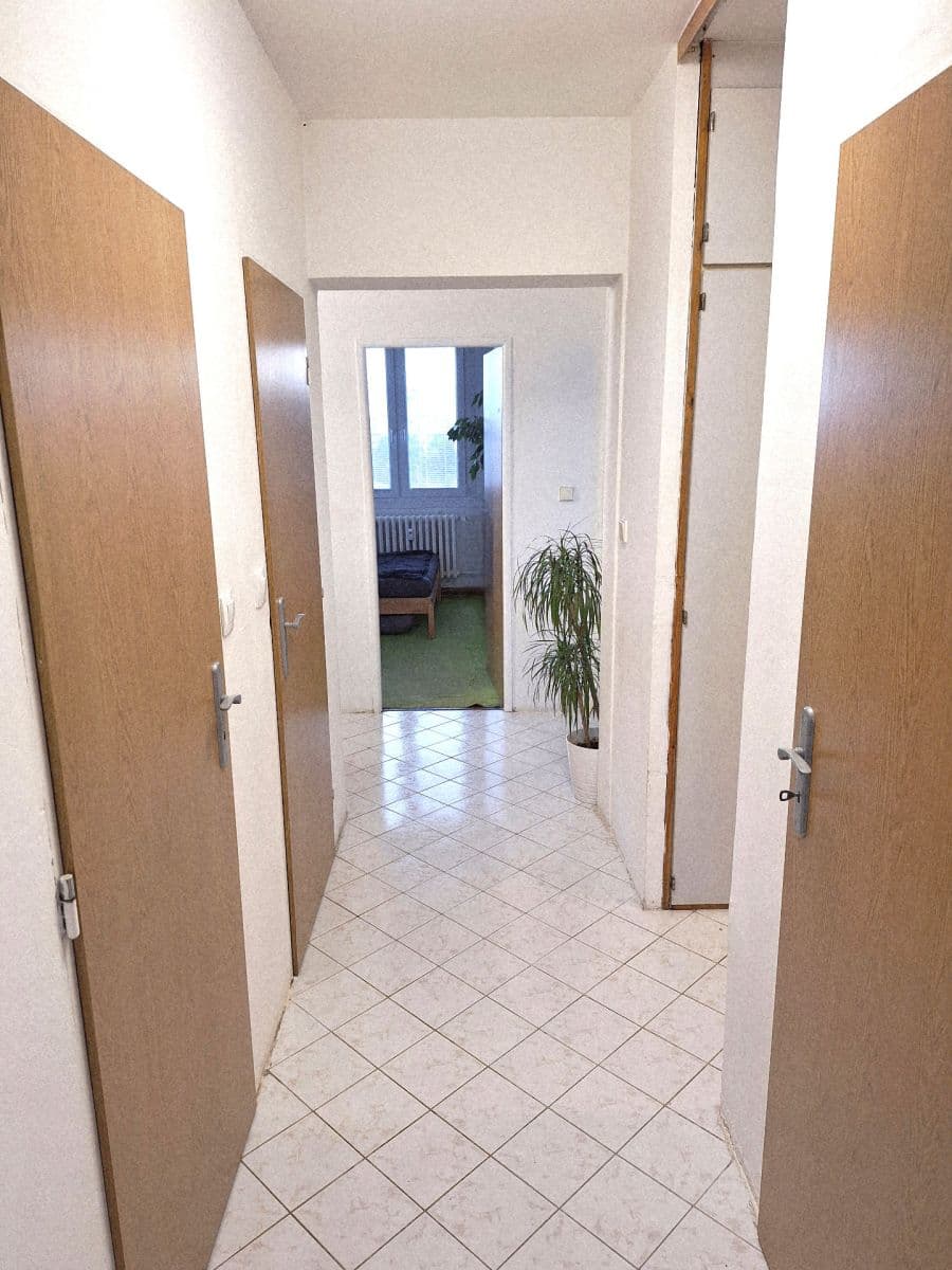 3 bedroom flat to rent, 73 m², Zdiměřická, Prague, Prague 3 bedroom flat to rent, 73 m², Zdiměřická, Prague, Prague