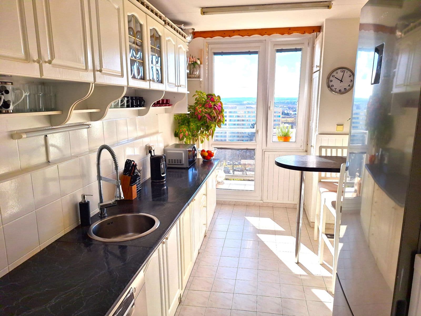 3 bedroom flat to rent, 73 m², Zdiměřická, Prague, Prague 3 bedroom flat to rent, 73 m², Zdiměřická, Prague, Prague