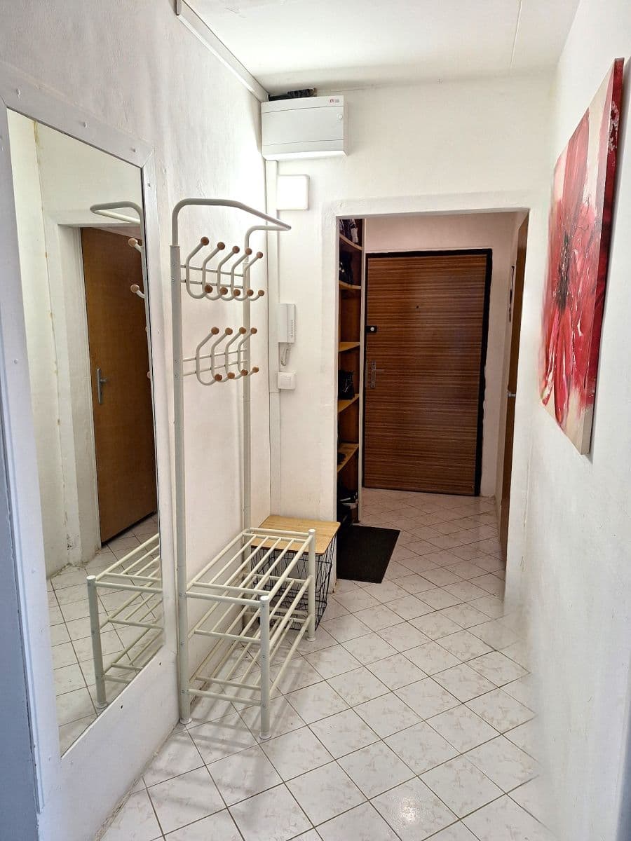 3 bedroom flat to rent, 73 m², Zdiměřická, Prague, Prague 3 bedroom flat to rent, 73 m², Zdiměřická, Prague, Prague