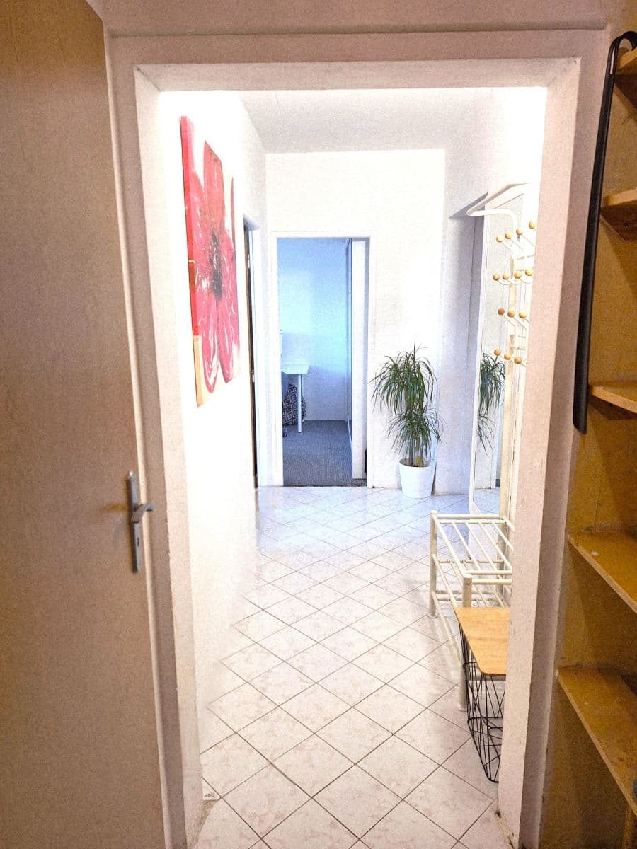 3 bedroom flat to rent, 73 m², Zdiměřická, Prague, Prague 3 bedroom flat to rent, 73 m², Zdiměřická, Prague, Prague