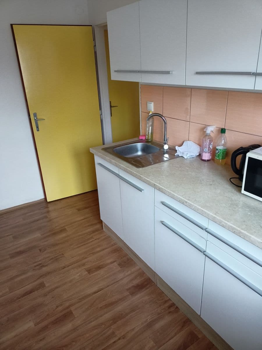 2 bedroom flat to rent, 50 m², Svatopluka Čecha, Kroměříž, Zlínský Region 2 bedroom flat to rent, 50 m², Svatopluka Čecha, Kroměříž, Zlínský Region