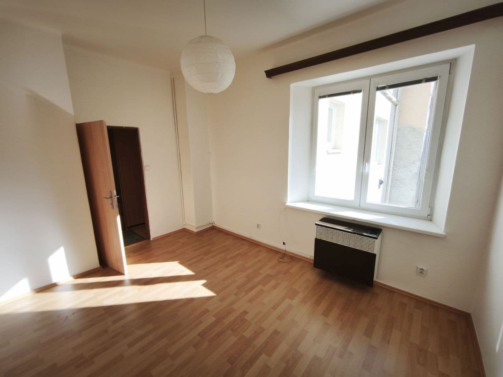 2 bedroom with open-plan kitchen flat to rent, 52 m², Zikova, Prague, Prague 2 bedroom with open-plan kitchen flat to rent, 52 m², Zikova, Prague, Prague