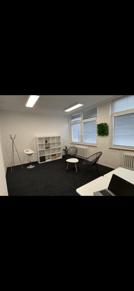 office to rent, 24 m², Nábřeží, Zlín, Zlínský Region office to rent, 24 m², Nábřeží, Zlín, Zlínský Region