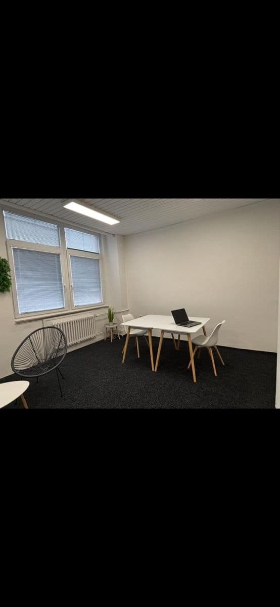 office to rent, 24 m², Nábřeží, Zlín, Zlínský Region office to rent, 24 m², Nábřeží, Zlín, Zlínský Region