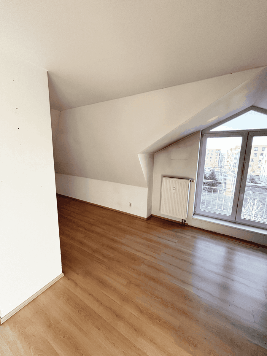 2 bedroom with open-plan kitchen flat for sale, 82 m², Dubinská, Pardubice, Pardubický Region 2 bedroom with open-plan kitchen flat for sale, 82 m², Dubinská, Pardubice, Pardubický Region