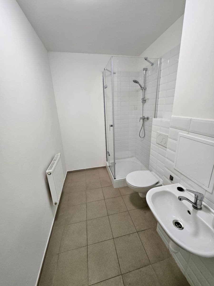 non-residential property to rent, 77 m², Záběhlická, Prague, Prague non-residential property to rent, 77 m², Záběhlická, Prague, Prague