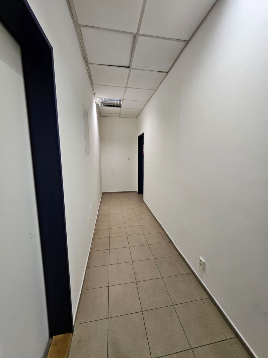 non-residential property to rent, 77 m², Záběhlická, Prague, Prague non-residential property to rent, 77 m², Záběhlická, Prague, Prague