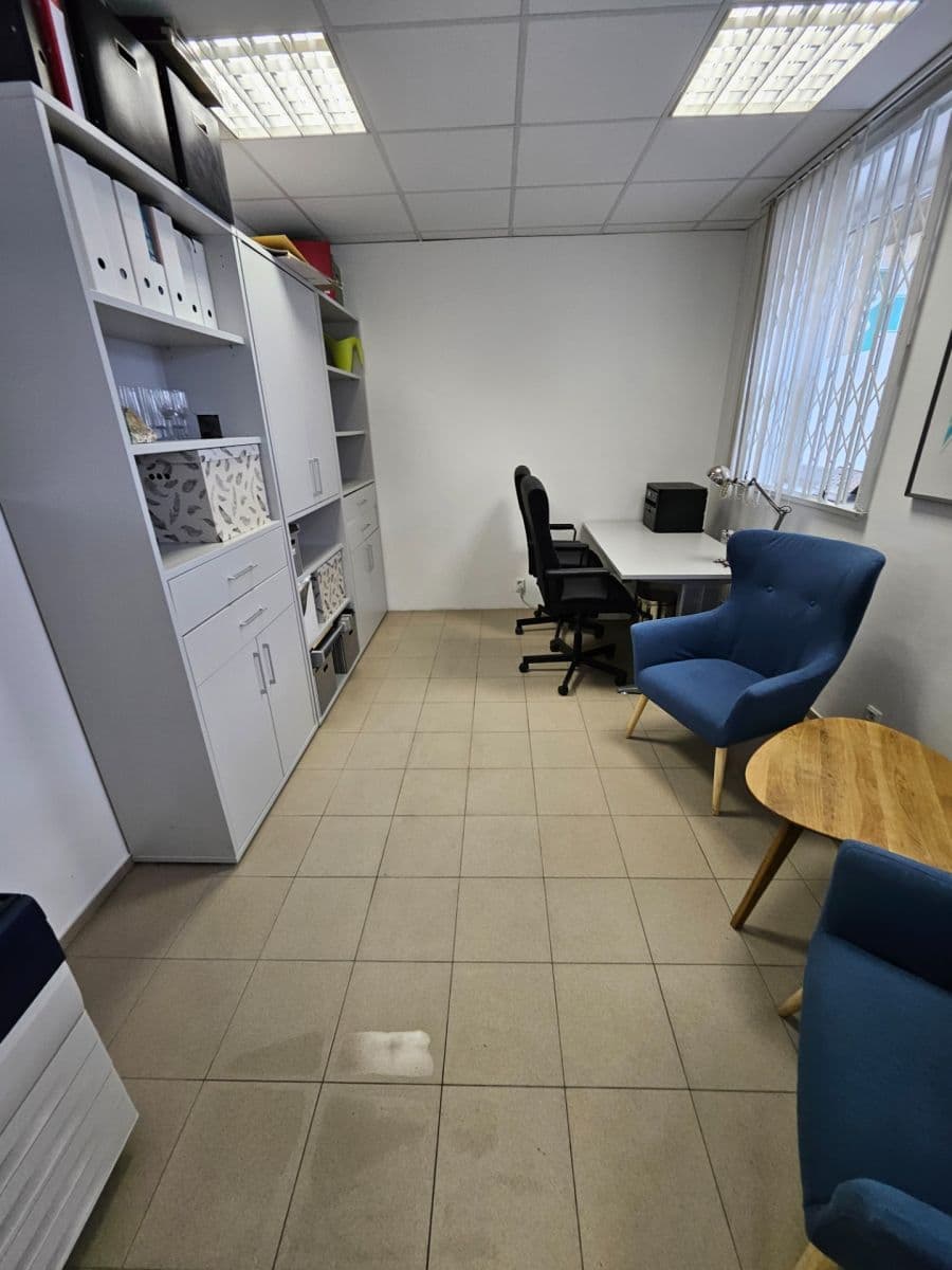 non-residential property to rent, 77 m², Záběhlická, Prague, Prague non-residential property to rent, 77 m², Záběhlická, Prague, Prague