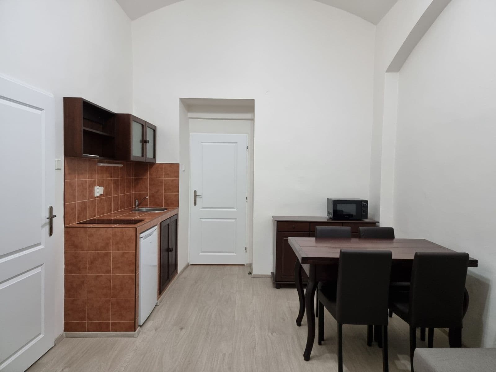1 bedroom with open-plan kitchen flat to rent, 38 m², Krokova, Prague, Prague 1 bedroom with open-plan kitchen flat to rent, 38 m², Krokova, Prague, Prague