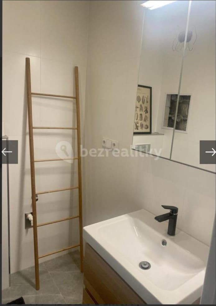 1 bedroom with open-plan kitchen flat to rent, 54 m², Kloknerova, Prague, Prague 1 bedroom with open-plan kitchen flat to rent, 54 m², Kloknerova, Prague, Prague