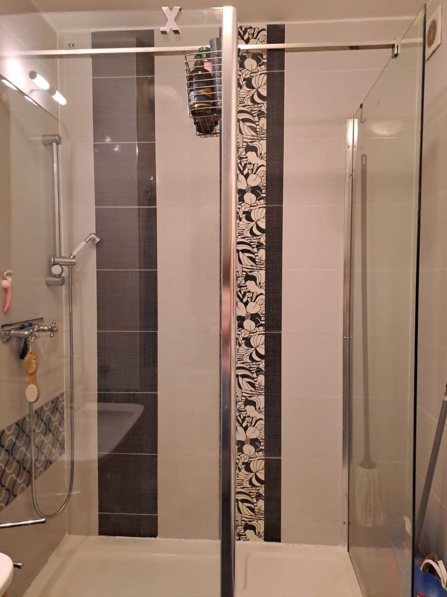 1 bedroom with open-plan kitchen flat to rent, 49 m², Veslařská, Brno, Jihomoravský Region 1 bedroom with open-plan kitchen flat to rent, 49 m², Veslařská, Brno, Jihomoravský Region