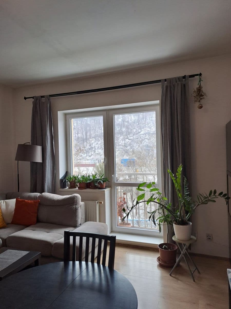 1 bedroom with open-plan kitchen flat to rent, 49 m², Veslařská, Brno, Jihomoravský Region 1 bedroom with open-plan kitchen flat to rent, 49 m², Veslařská, Brno, Jihomoravský Region