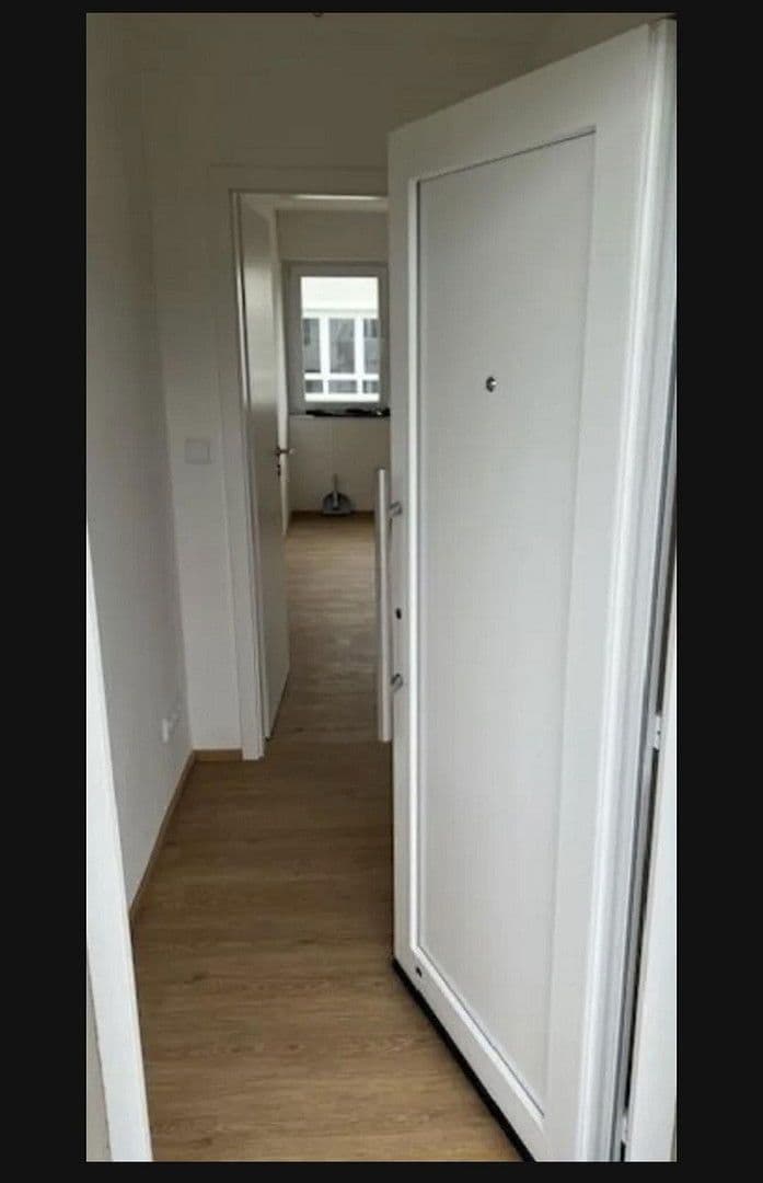 Studio flat to rent, 33 m², Stuttgart, Baden-Württemberg Studio flat to rent, 33 m², Stuttgart, Baden-Württemberg