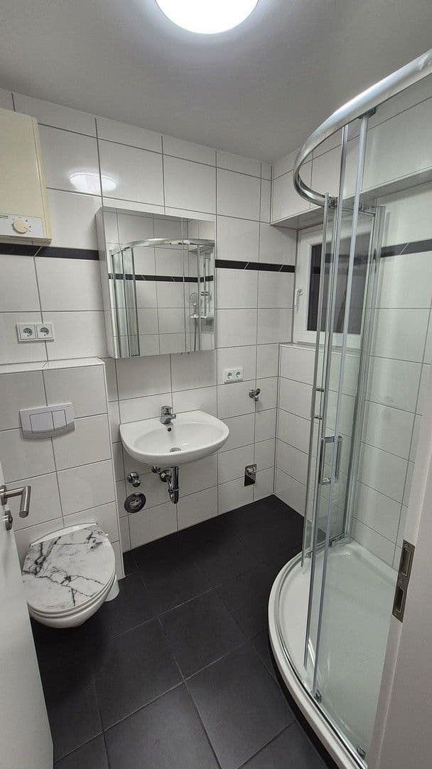 Studio flat to rent, 33 m², Stuttgart, Baden-Württemberg Studio flat to rent, 33 m², Stuttgart, Baden-Württemberg