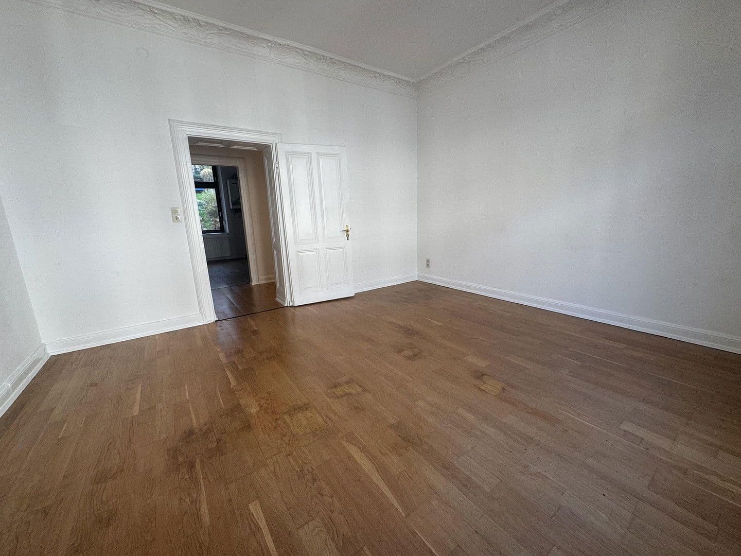 2 bedroom with open-plan kitchen flat to rent, 120 m², Gronaustraße 49, Wuppertal, North Rhine-Westphalia 2 bedroom with open-plan kitchen flat to rent, 120 m², Gronaustraße 49, Wuppertal, North Rhine-Westphalia