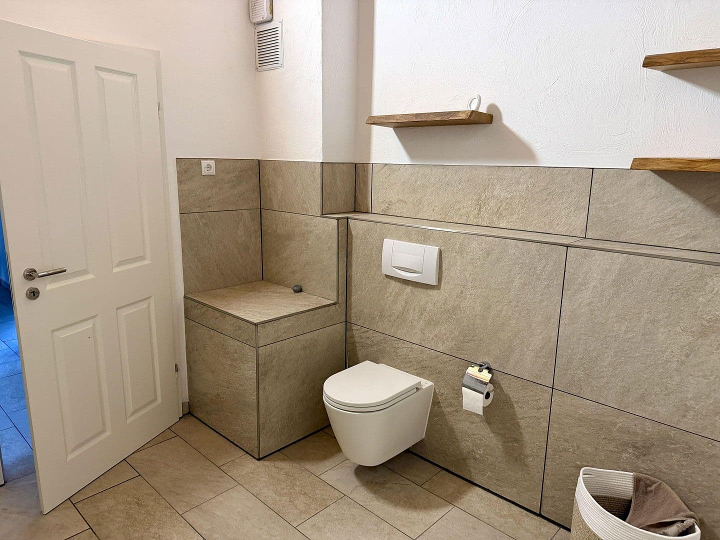 office to rent, 1,100 m², Euskirchen, North Rhine-Westphalia office to rent, 1,100 m², Euskirchen, North Rhine-Westphalia