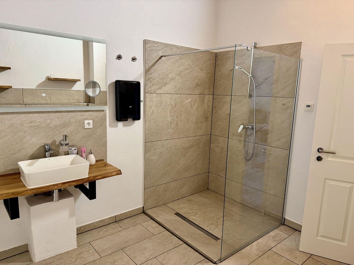 office to rent, 1,100 m², Euskirchen, North Rhine-Westphalia office to rent, 1,100 m², Euskirchen, North Rhine-Westphalia