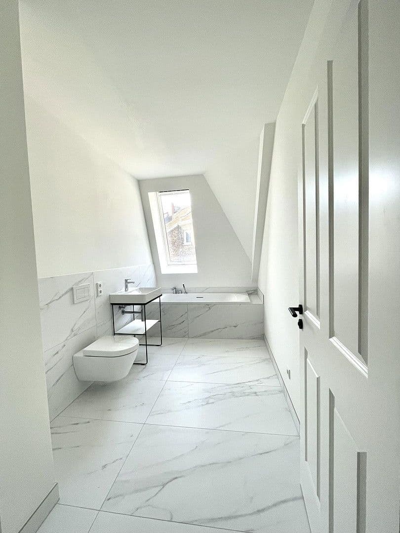 5 bedroom flat for sale, 126 m², Düsseldorf, North Rhine-Westphalia 5 bedroom flat for sale, 126 m², Düsseldorf, North Rhine-Westphalia